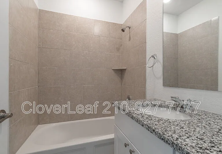 706 Red Field Way — Photo 24