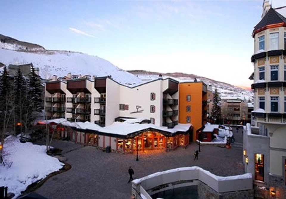 Lift House Lodge Building, Arrabelle on right