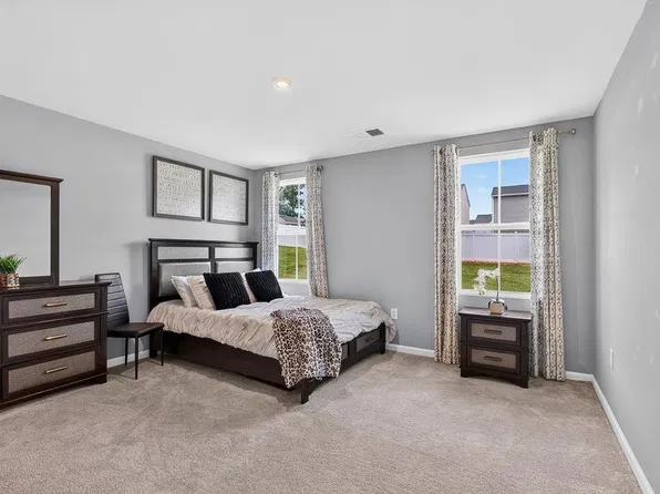 105 White Birch Rd, Waynesboro, VA 22980