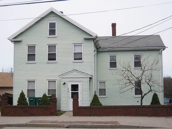 1st image of 216 Lenox St APT 2