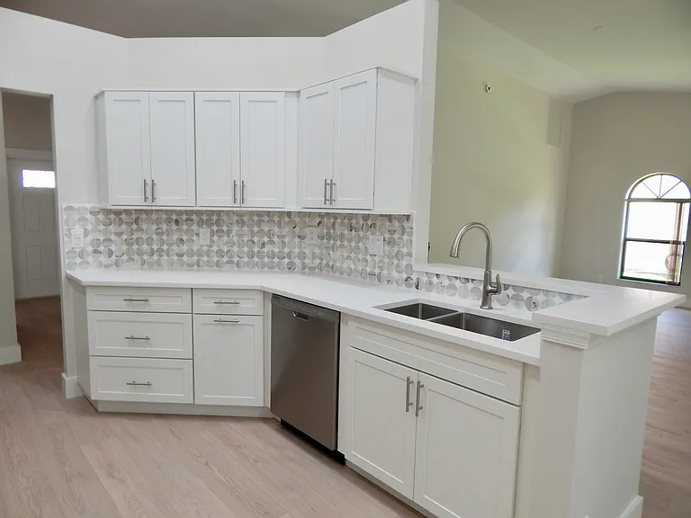 22864 Marbella Cir — Photo 9