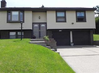 2997 Amy Dr, South Park, PA 15129