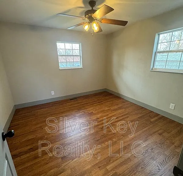 406 Dodson Ave — Photo 17