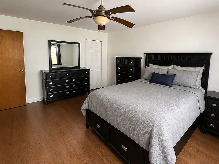 180 Winston Dr — Photo 7