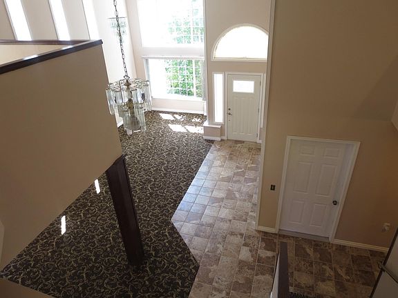4th image of 6511 Lombard Dr NW