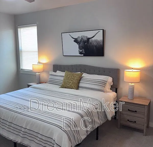 2819 Clifton Ter — Photo 12