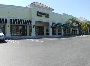 8230 Jog Rd, Boynton Beach, FL 33472