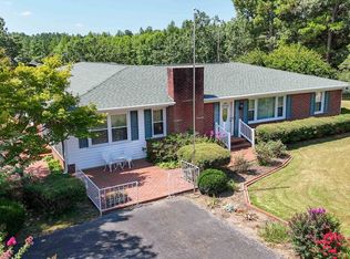 391 Gilchrist Stantonville Rd, Adamsville, TN 38310