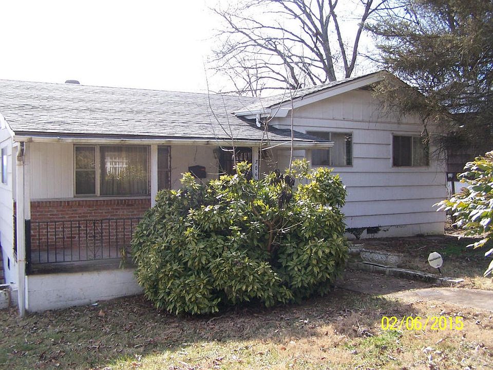 1st image of 306 Richmond Ave