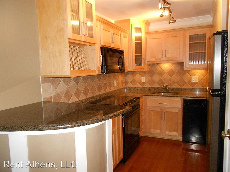 2nd image of 655 E Campus Rd