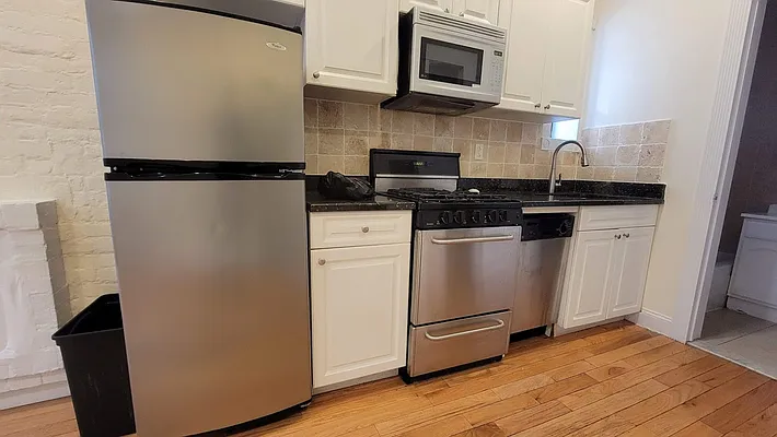 Rented by Gold & Appel Realty Corp | media 11