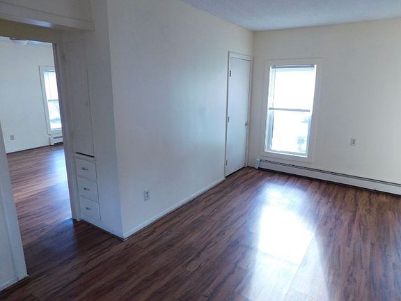 4th image of 23 Gale Ave #6