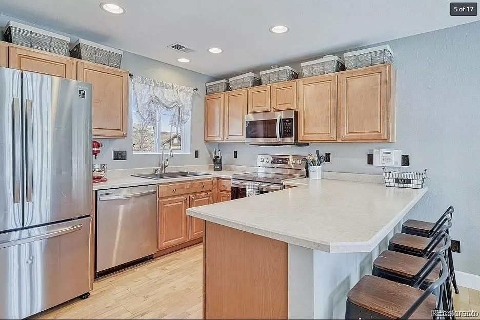 3 bed, 2.5 bath, 1540 sqft, $2,900 — Photo 4