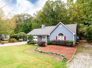 1260 Burning Bush Dr, Loganville, GA