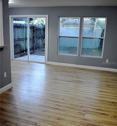 5th image of 5038 Terrace Village Ln