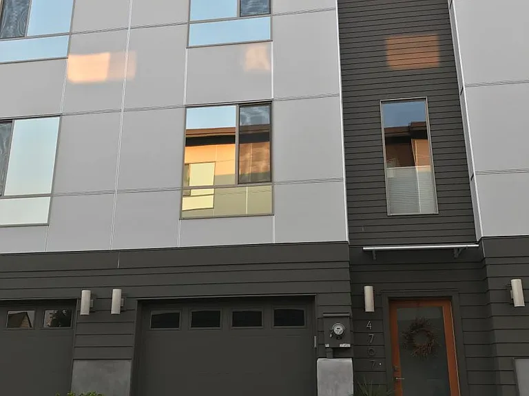 4767 N Williams Pl — Photo 1
