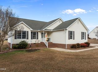 15 Woodcrest Dr, Youngsville, NC 27596