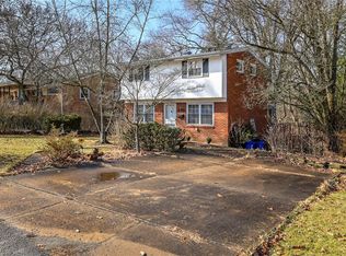 570 Firethorne Dr, Monroeville, PA