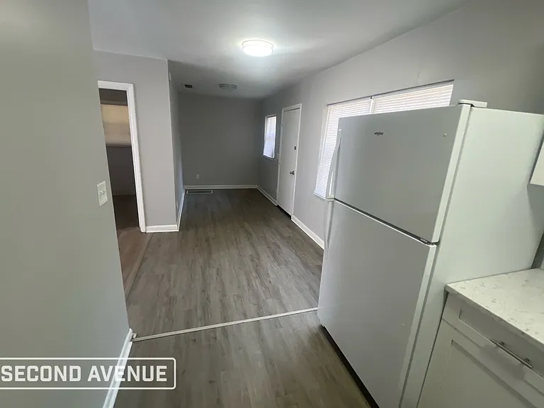 3015 Lansdell Dr — Photo 5