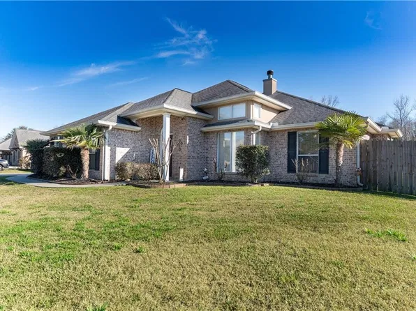 127 Apache Dr, Picayune, MS 39466