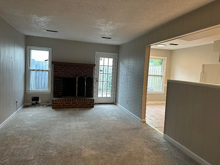 4054 Thomas Jefferson Dr — Photo 16