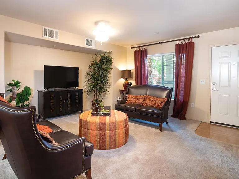 Carefree Senior Living at The Willows — Photo 39