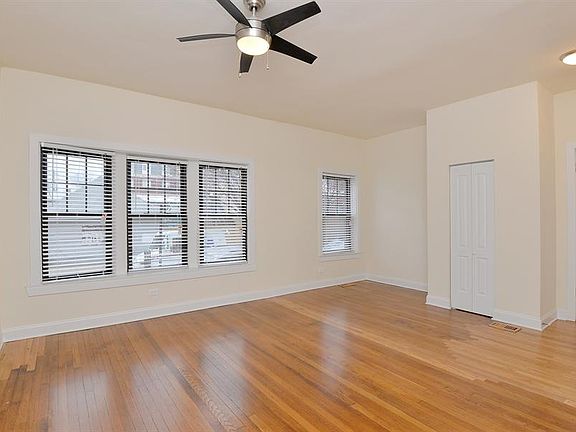 2nd image of 3038 N Milwaukee Ave #1