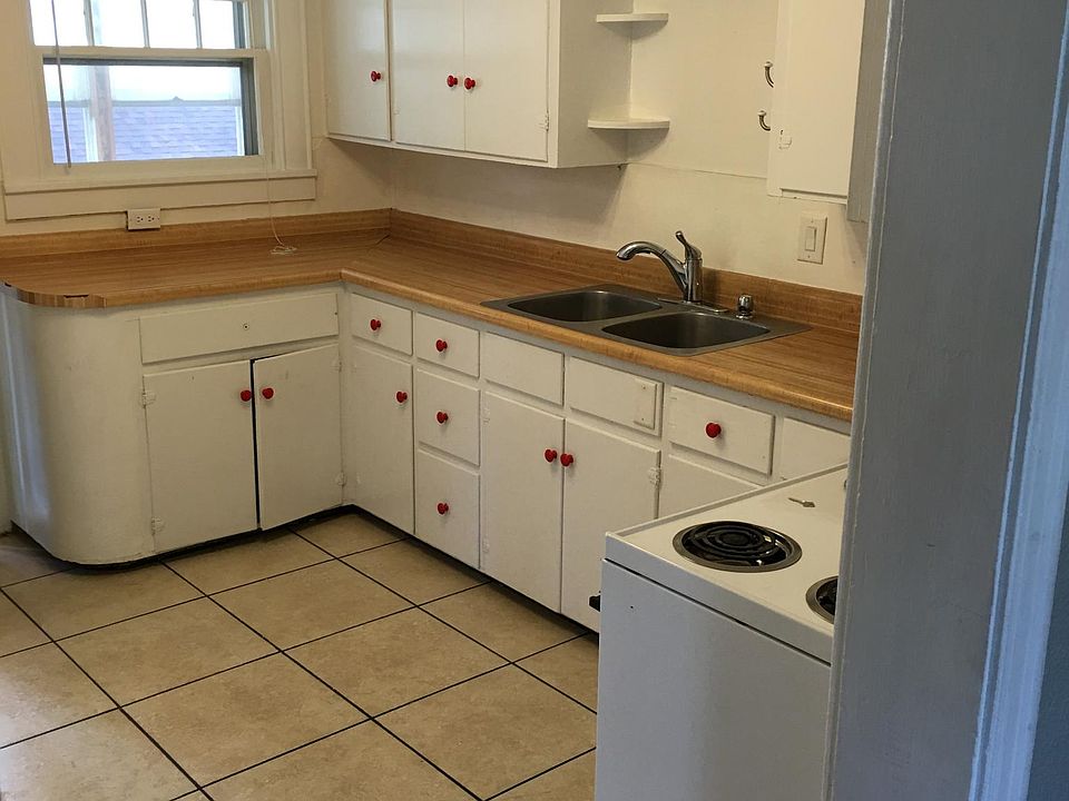 1st image of 2605 Mitchell Ave APT 2