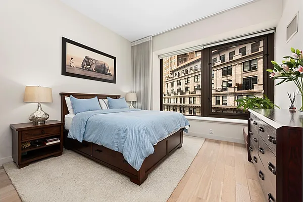 Sold by Douglas Elliman | media 18