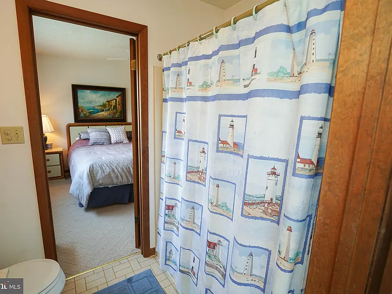 39028 Bayview W — Photo 70