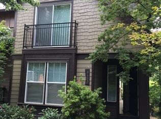 7129 NE Rocky Brook St, Hillsboro, OR