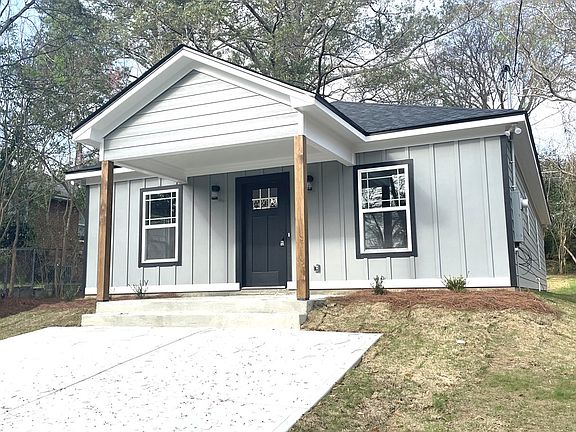 2nd image of 4001 17th Ave