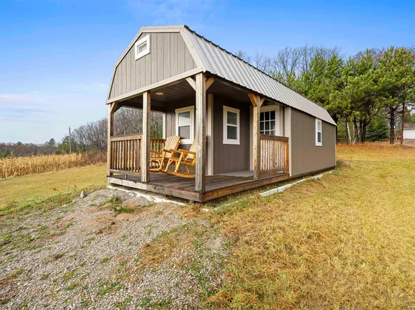 W8667 Smith Creek Rd, Crivitz, WI 54114