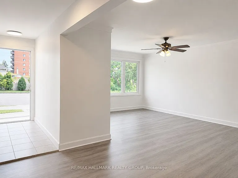 1262 Brookline Ave — Photo 2