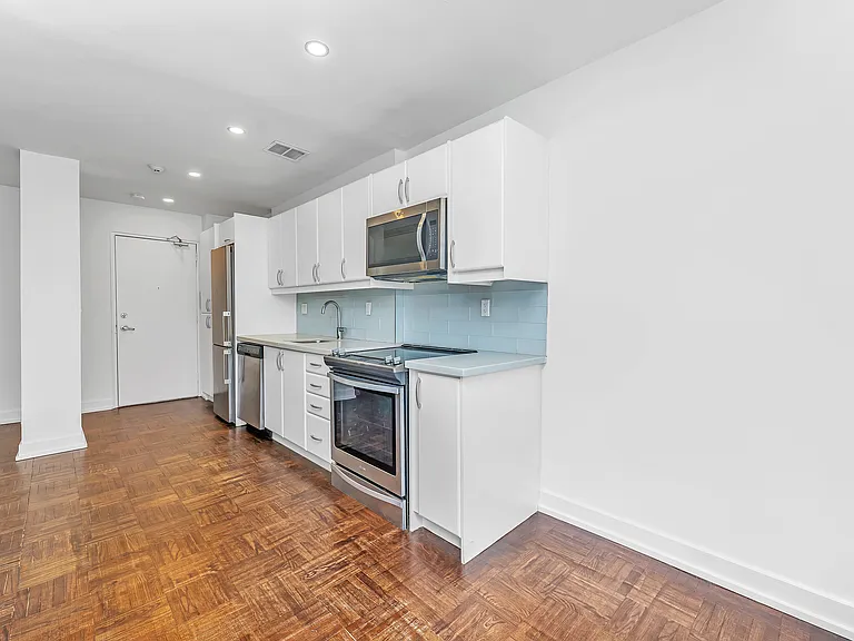 33 Gamble Ave #206 — Photo 12