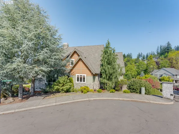 10193 SE Crescent Ridge Loop, Happy Valley, OR 97086