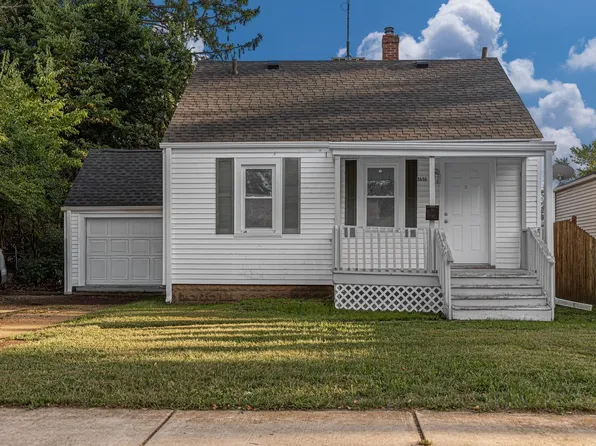 1616 Midway Dr, Rockford, IL 61103
