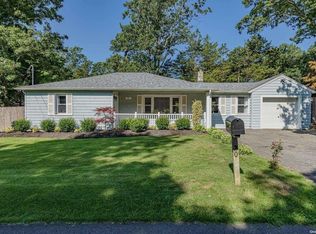 20 Ivy Rd, Rocky Point, NY 11778