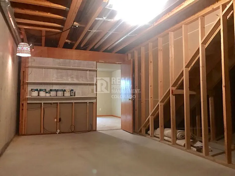 635 Alpine Ave — Photo 23