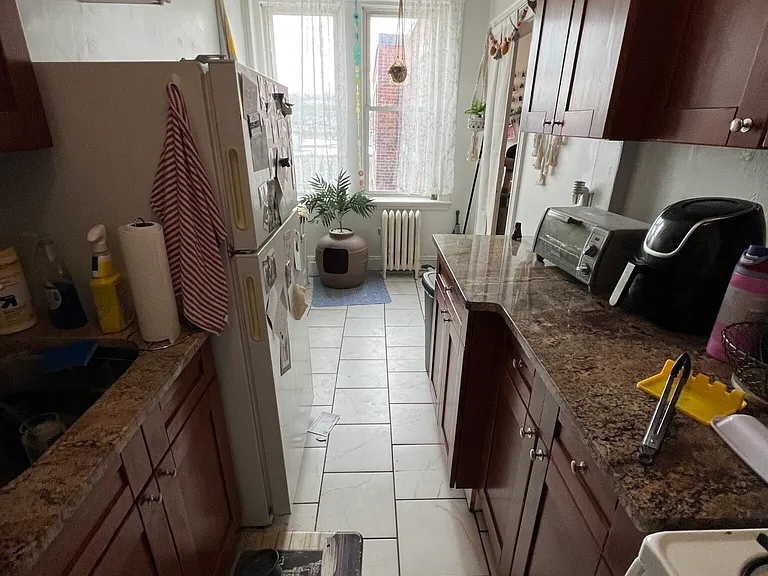 28 Quint Ave #56 — Photo 11