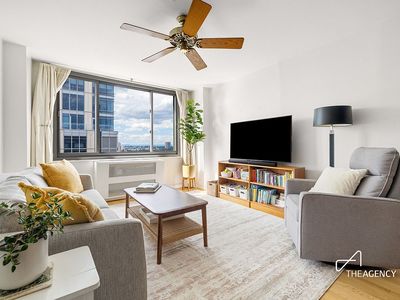 2025 Broadway APT 30B, New York, NY, 10023