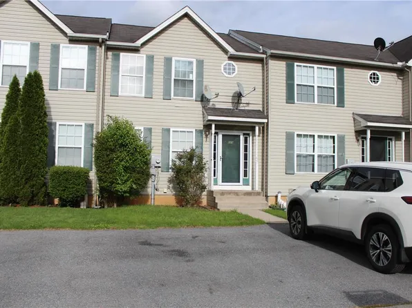 619 Abbe Ct, Freemansburg, PA 18017