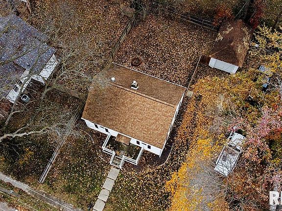 2nd image of 907 Franklin Ave