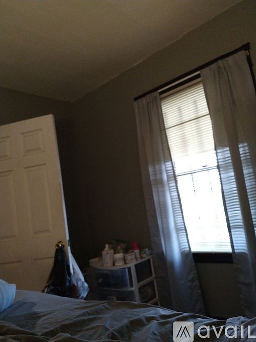 1st image of 12016 Parkview Ave