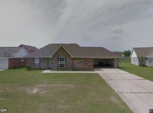 2325 Paula Cir, Ocean Springs, MS 39564