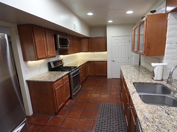 5th image of 10236 E Placita Cresta Verde