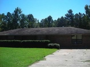 9400 Henderson Rd, Pine Bluff, AR 71603