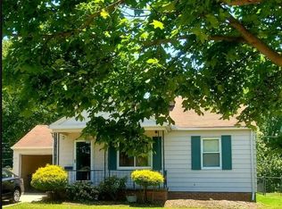 5204 Bridgewater Rd, Lyndhurst, OH 44124