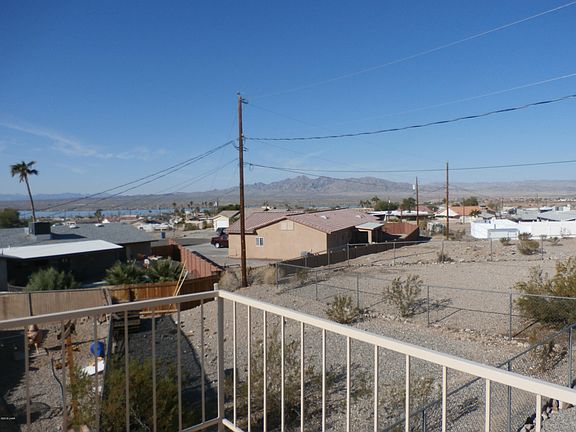 4th image of 2305 Catamaran Dr