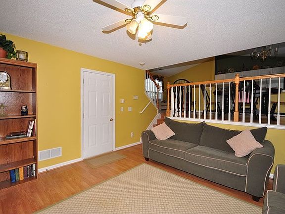 5th image of 324 Creel Ct NW